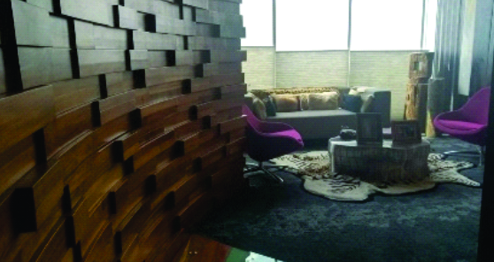 image by https://unsplash.com/@heysupersimi